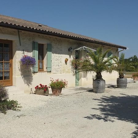Hotel Chateau Haut Baron à Saint-Estèphe Extérieur photo