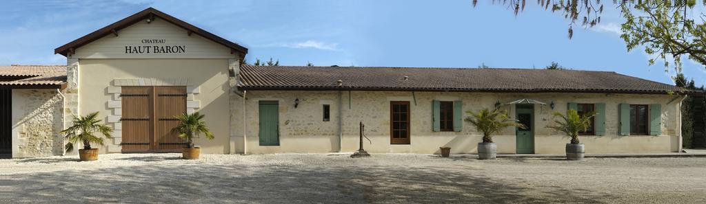 Hotel Chateau Haut Baron à Saint-Estèphe Extérieur photo